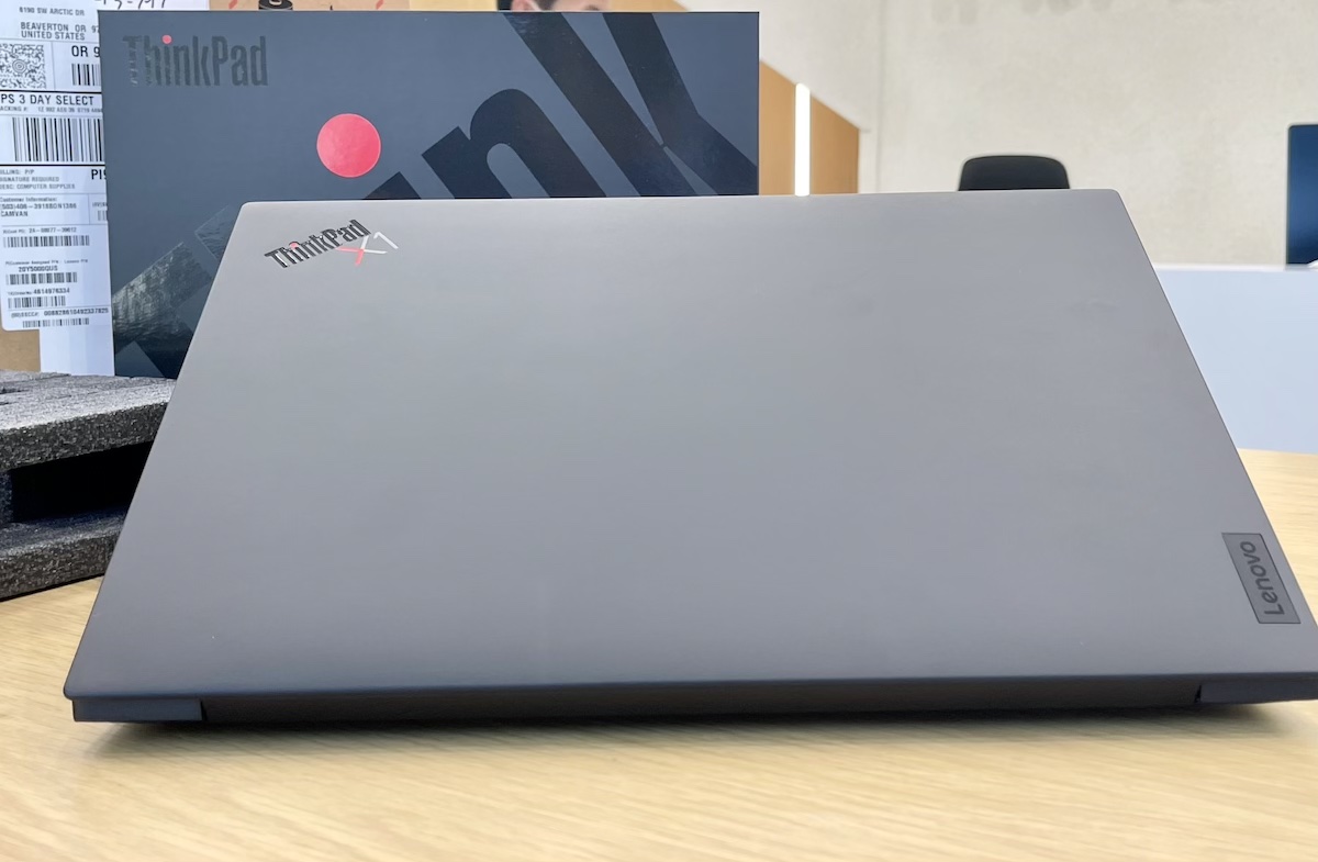 Windowsノート本体 thinkpad P1 Gen4 Xeon W-11855M RTX A2000 Windows